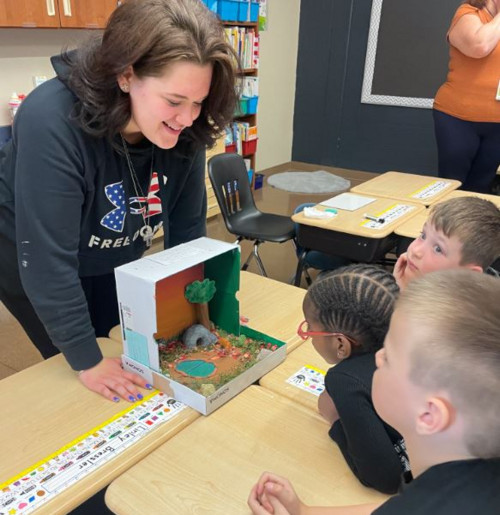 NRHS Students Teach 1st Graders About Wildlife